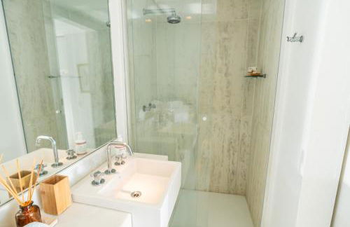 Unbelievable PH, Leblon! Amazing view and privacy! - Photo 29