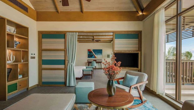 Luxe 5BR Villa: Beachfront Breakfast Pool - Foto 3, Habitación