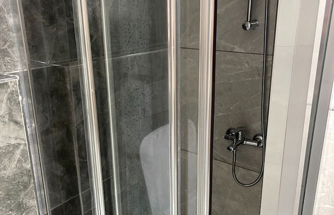 Waves Hotel - Photo 28