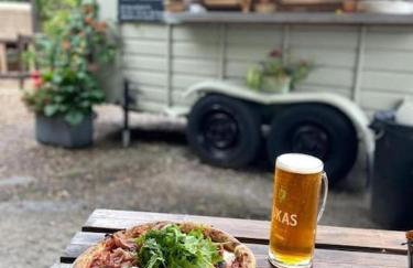 Monsal Trail Apartment B, Bakewell - Photo 16