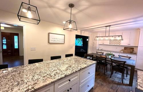 Mason Ohio Home large private yard firepit game room - Foto 51