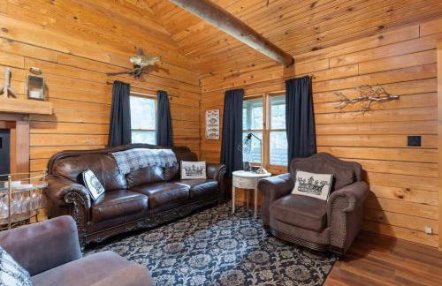 Table Rock Lake Cabin - The Cedars #1 with Lake Access Hot Tub Outdoor Pool - Foto 16