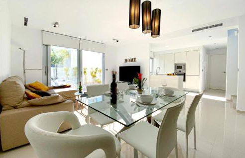 Lovely Home In Alicante - Photo 12