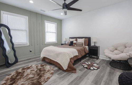 Big Modern Family Home On 1 Acre Land w Firepit & Grill - Foto 29