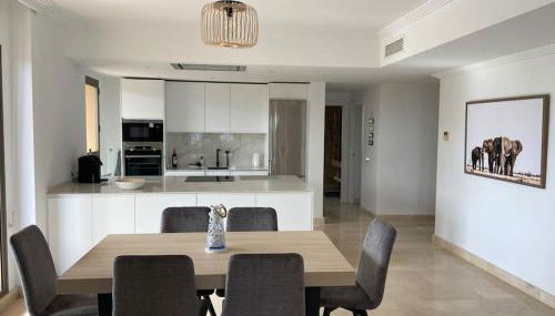 Elegant apartment, stunning views, fully renovated in la Hacienda del Senorio de Cifuentes - Photo 4