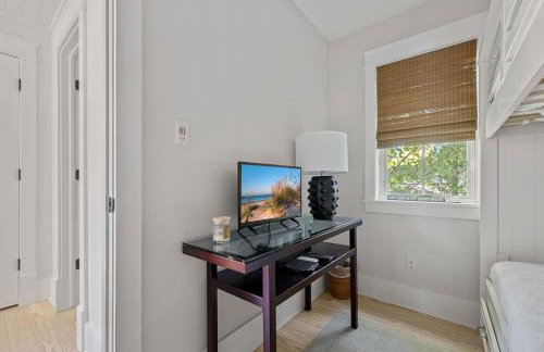 Bella and Dulce's Lakehouse by Juniper Holiday + Home - Foto 35