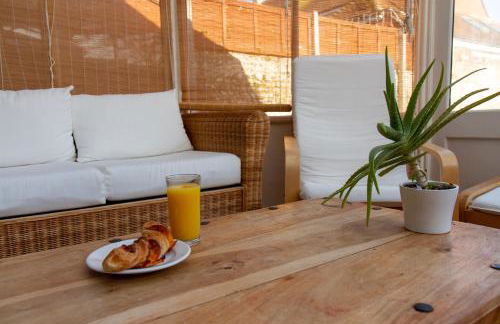 Bright & Cosy - Jacuzzi - Log Burner - King Beds - Foto 6