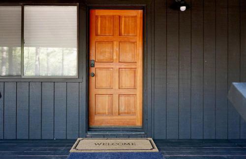 Modern Lakeside Family Fun Cabin - Foto 15