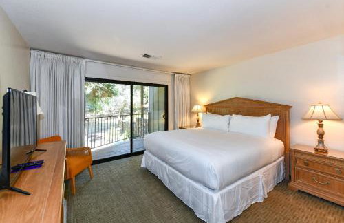 Private Golf Resort Setting 3 bedrooms - Photo 3