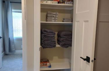 2 bdrm, Walking distance to all - Foto 10