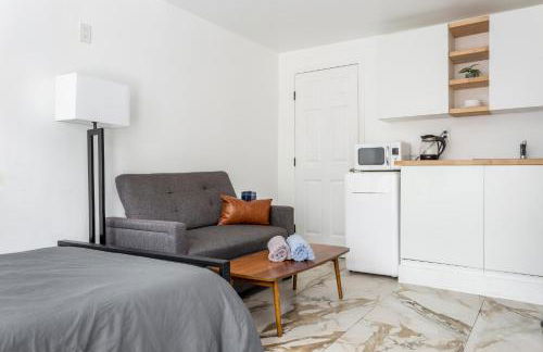 Hillside Home with Outdoor Oasis and Pool - Foto 33