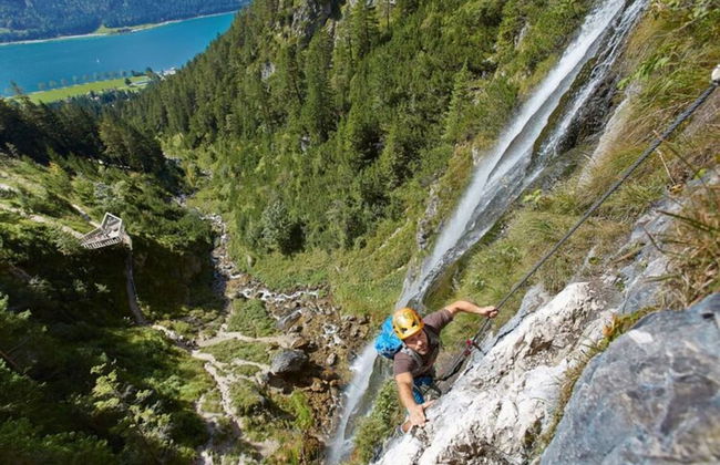 Charming Holiday Home in Maurach am Achensee - Foto 51