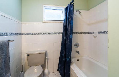 Gorgeous Apartment In Kucice With Wifi - Photo 12