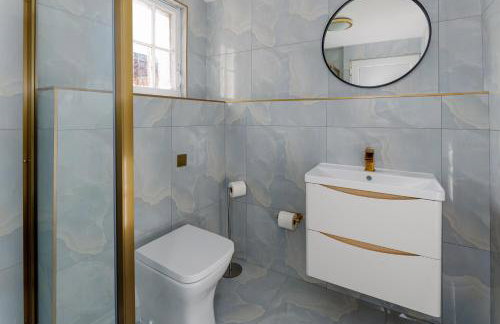 Flatzy - City Centre Mansion 2, Sleeps 22, 4 Baths - Foto 40