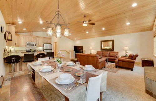 Near Donner Lake and Skiing Soda Springs Cabin! - Foto 10