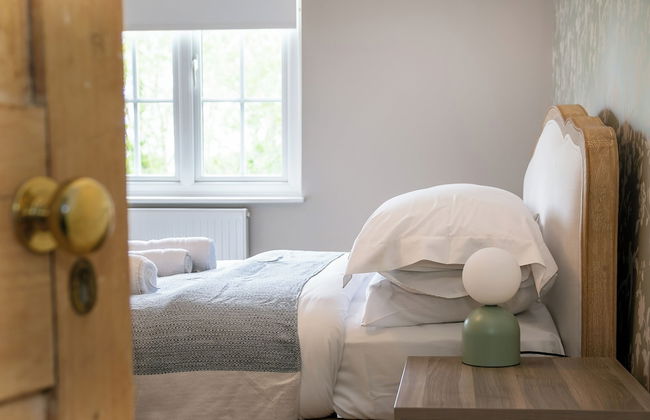 Lodge Farm - Stunning 3 BD with Garden - Foto 6