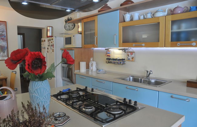 Very Cozy, Comfortable "lanthana" Villa on 2 Floors, Independent - Foto 8