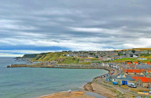 Spacious 2 Bedroom Home in Picturesque Cullen - Foto 26