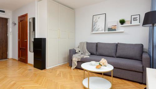 Warsaw Old Town Apartments by Noclegi Renters - Foto 5, wardrobe