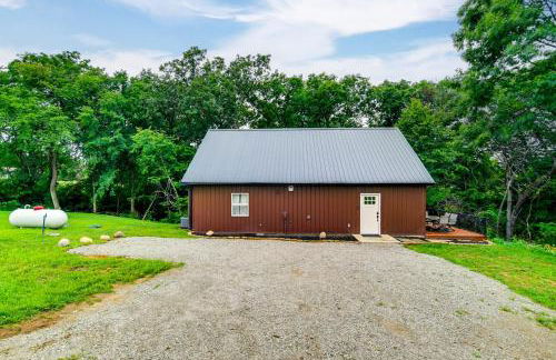 Hot Tub, Water Access Cabin Near Lake Red Rock! - Foto 28