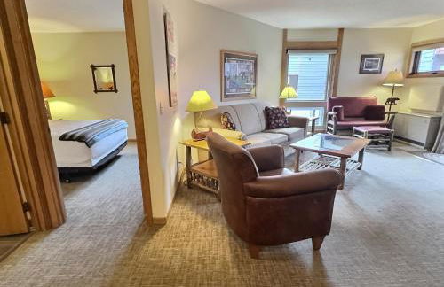 Cozy 1 bed end unit ski in ski out condo - Foto 15