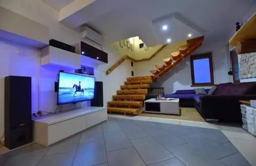 Iva's Place - Foto 13