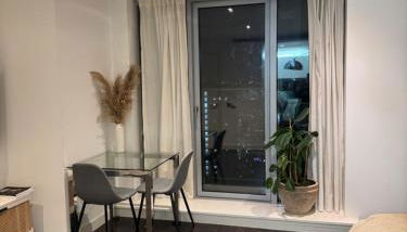 Luxury Canary Wharf 1 bed apt - Foto 2