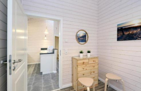 Amazing Home In Krems Iiwarderbrück - Foto 24