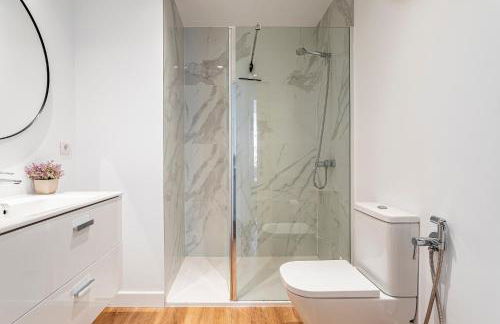 Valencia City Apartment with Gym Pool Free Parking TheHavenEscape - Photo 18