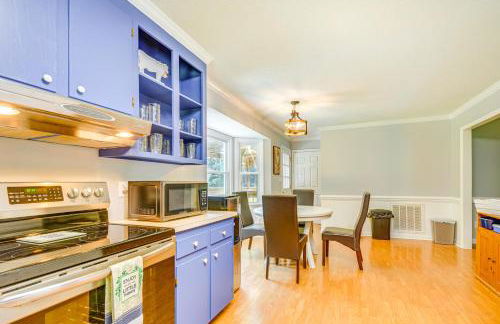 15 Mi to Raleigh Dog-Friendly Home with Fire Pit! - Foto 9