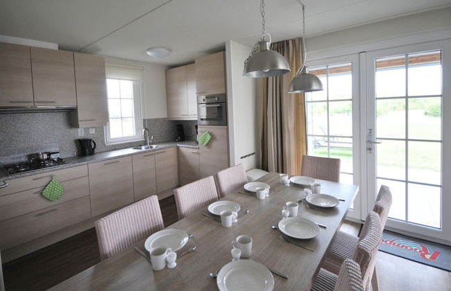 Villa in Cadzand-bad Near North Sea Beach - Photo 3