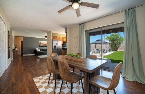 River Fun Awaits Pool, Putting Green, Arcade and More, Sleeps 8 - Foto 30