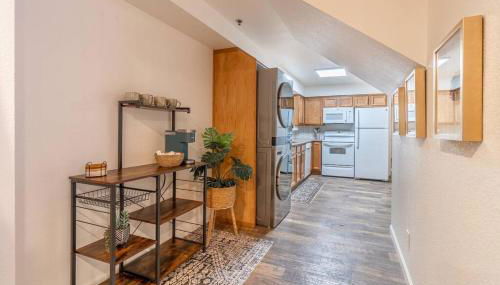 Stylish-Serene Midtown Getaway: Retreat for Two - Foto 5, dishwasher, pet friendly