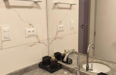 Flat Aconchegante Novíssimo e muito bem localizado - Foto 18