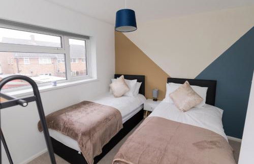 Perfect for Contractors & Families & Free Parking - Foto 2