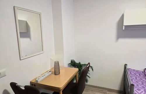 Big City Apartment Krefeld with Balcony - Foto 17