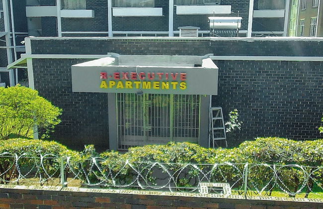 R Executive Apartments - Foto 18