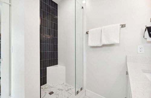 Grand Retreat II: 4br, 5ba, Sleeps 15. Private Pool. Your Perfect Escape! - Photo 32