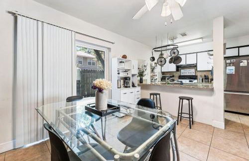 Fort WB Haven with BBQ 15 Mins to Beach - Foto 19