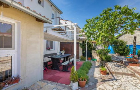 2 Bedroom Cozy Apartment In Vodnjan - Foto 18