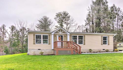 Walk to Lake Summit! Mountain-View Zirconia Home - Foto 3