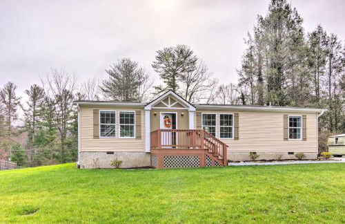 Walk to Lake Summit! Mountain-View Zirconia Home - Foto 3