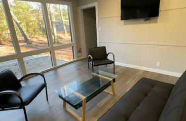 Creekside Cabin - 5 Mins from LA TECH and Sports Complex - Foto 3