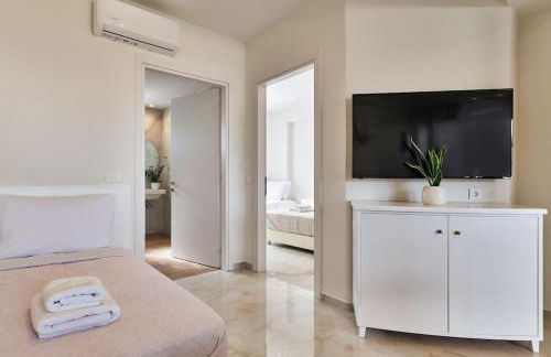 New Crete apartment in Stavromenos Coast w/pool - Photo 13