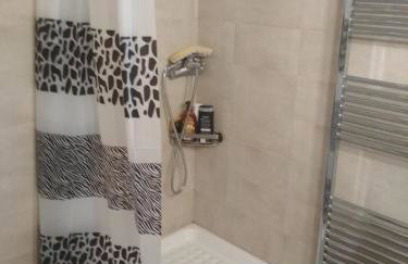 George's Apartment - Foto 27