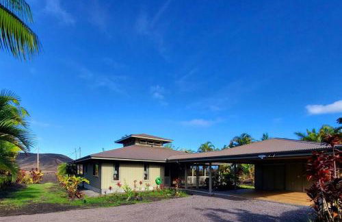 Unique Lava House by steaming crater - Photo 33