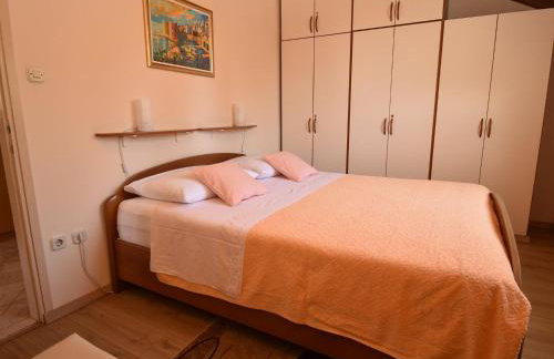 2 bedroom apartment with garden - Foto 14