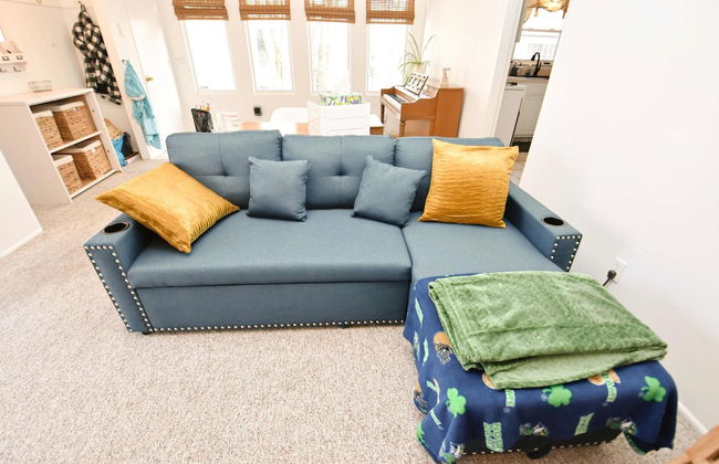 3 Bedroom 2 Bath Home Close to ND w Fire pit 1155 - Foto 4