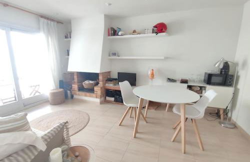 2 minutes walking to the Beach parking included - Foto 1