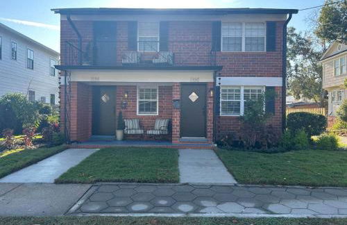 Hi Guest! It’s the upstairs of a cozy duplex. - Foto 1